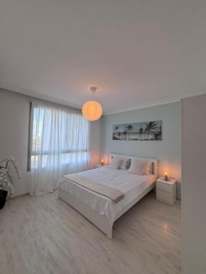 Levi Urban - Mediterranean Dream Vacation Apartment in Haifa
